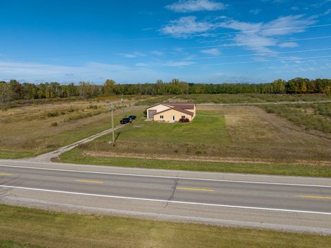 639 E Huron Road Au Gres Township MI 48749