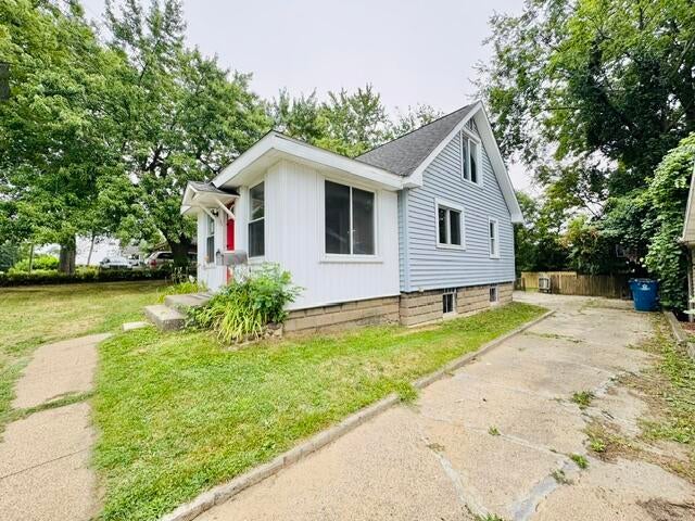8 Richmond Avenue