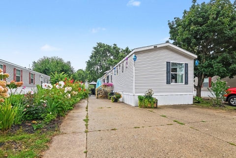 Tiny photo for 14504 Winding Creek Lane, Olive Township, MI 49460 (MLS # 71026045891)