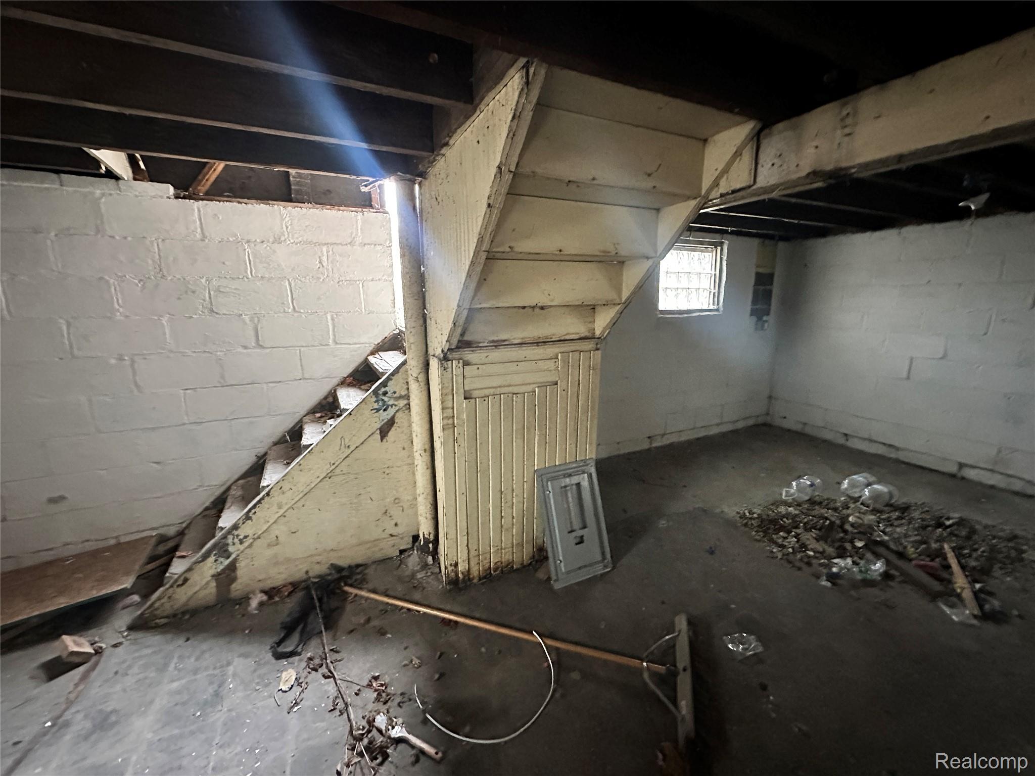 12910 Hickory Street