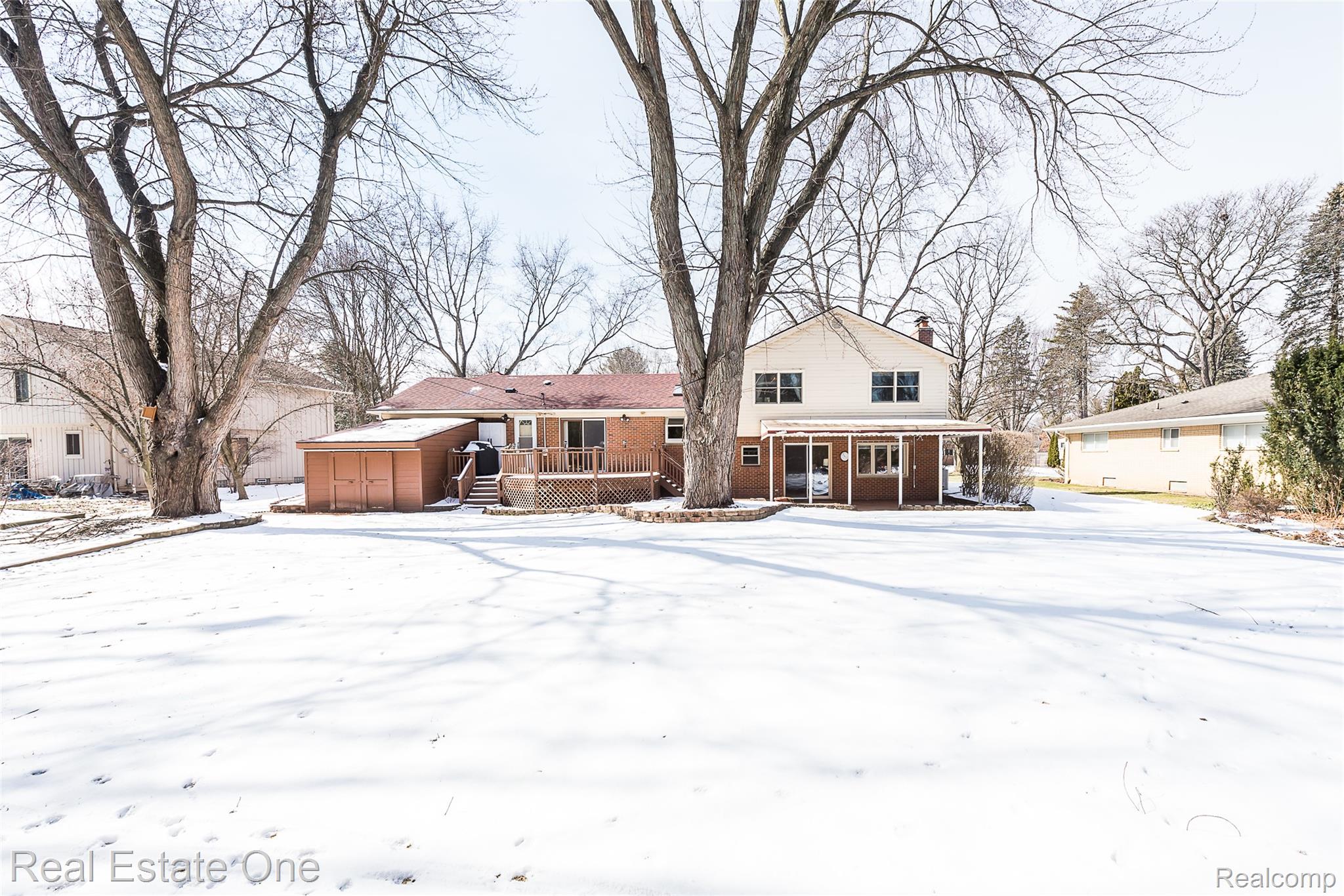 23918 Forest Park Drive E