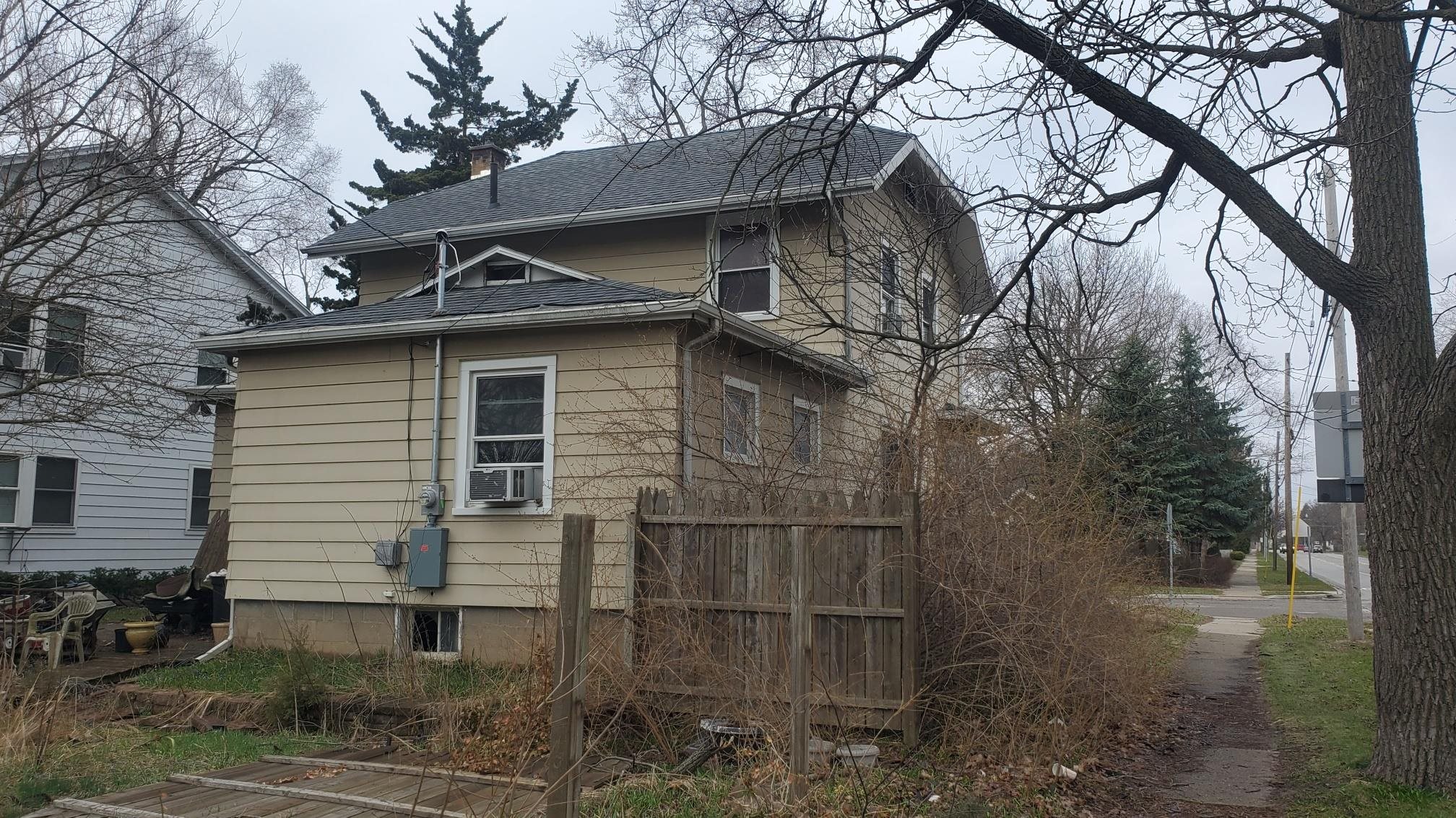 801 S Fancher Avenue