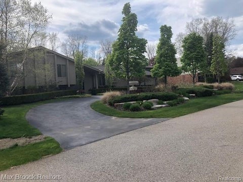 Photo for 2880 BIRCHENA CRESCENT
