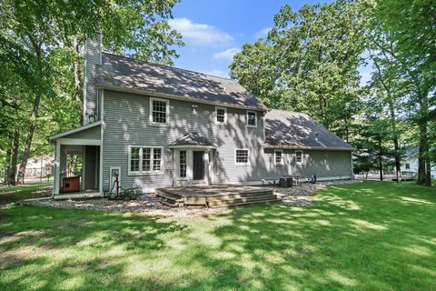 Tiny photo for 13784 Hofma Drive, Grand Haven Charter Township, MI 49417 (MLS # 72026025925)
