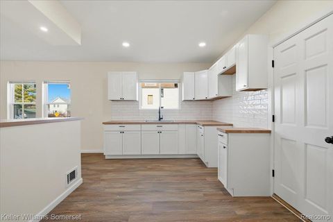 Tiny photo for 15476 Fairfield Street, Detroit City, MI 48238 (MLS # 20251061997)