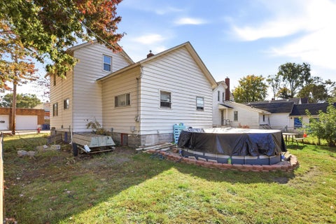 Tiny photo for 709 State Street, Bay City, MI 48706 (MLS # 61050224778)