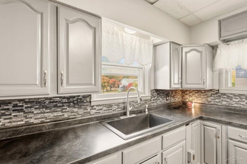 Tiny photo for 709 State Street, Bay City, MI 48706 (MLS # 61050224778)
