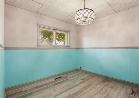 Tiny photo for 709 State Street, Bay City, MI 48706 (MLS # 61050224778)
