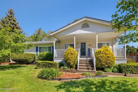 1131 Boyd St Street Troy City Oakland MI 48083