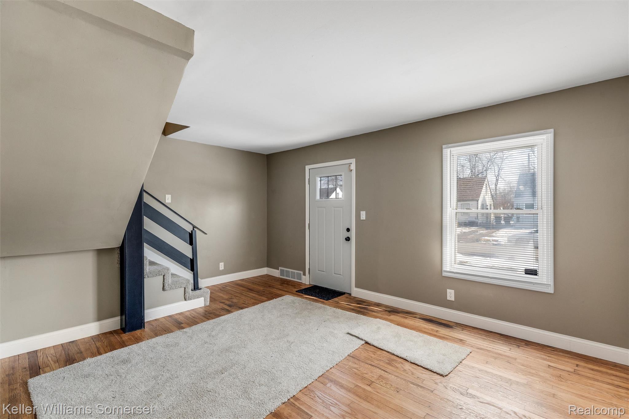 19161 Oakfield Street