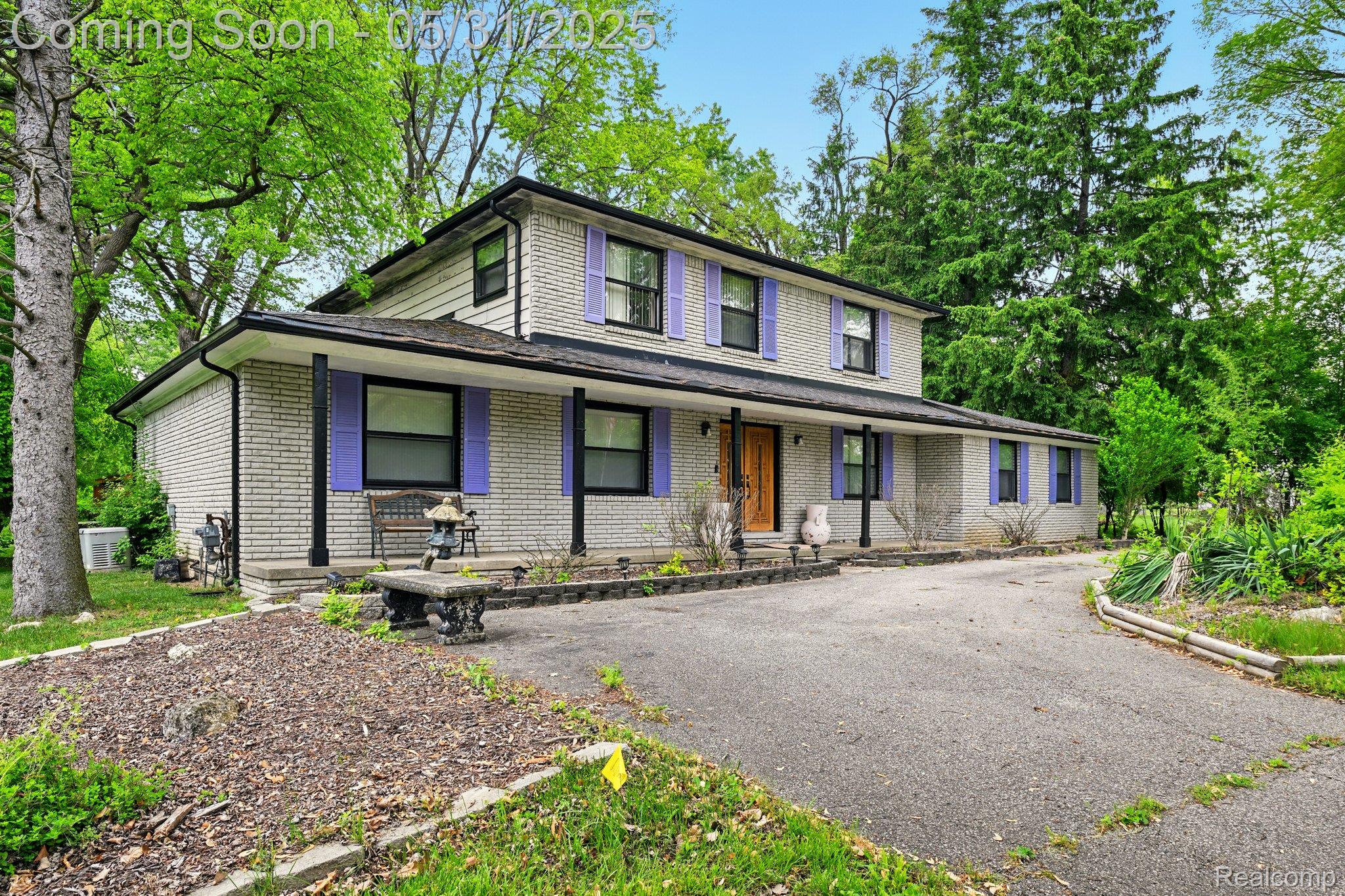 25226 Ingleside Drive