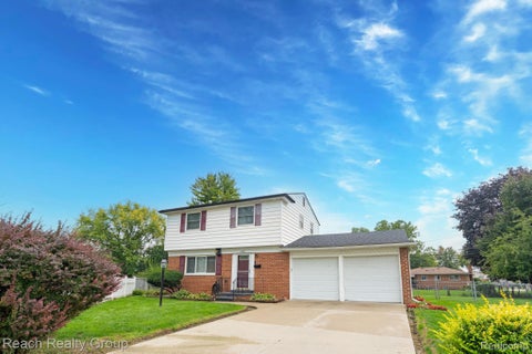 Photo for 200 Clinton River Court E