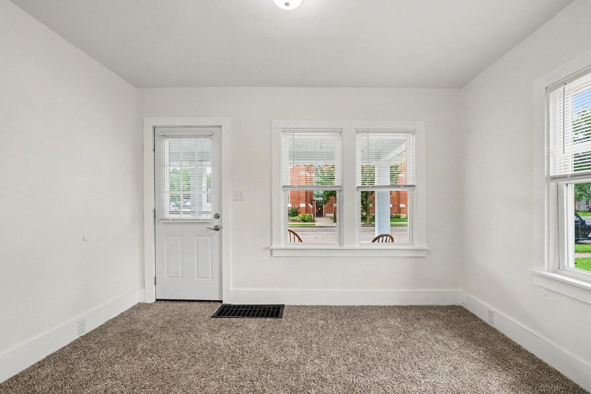 415-415.5 Clay Street