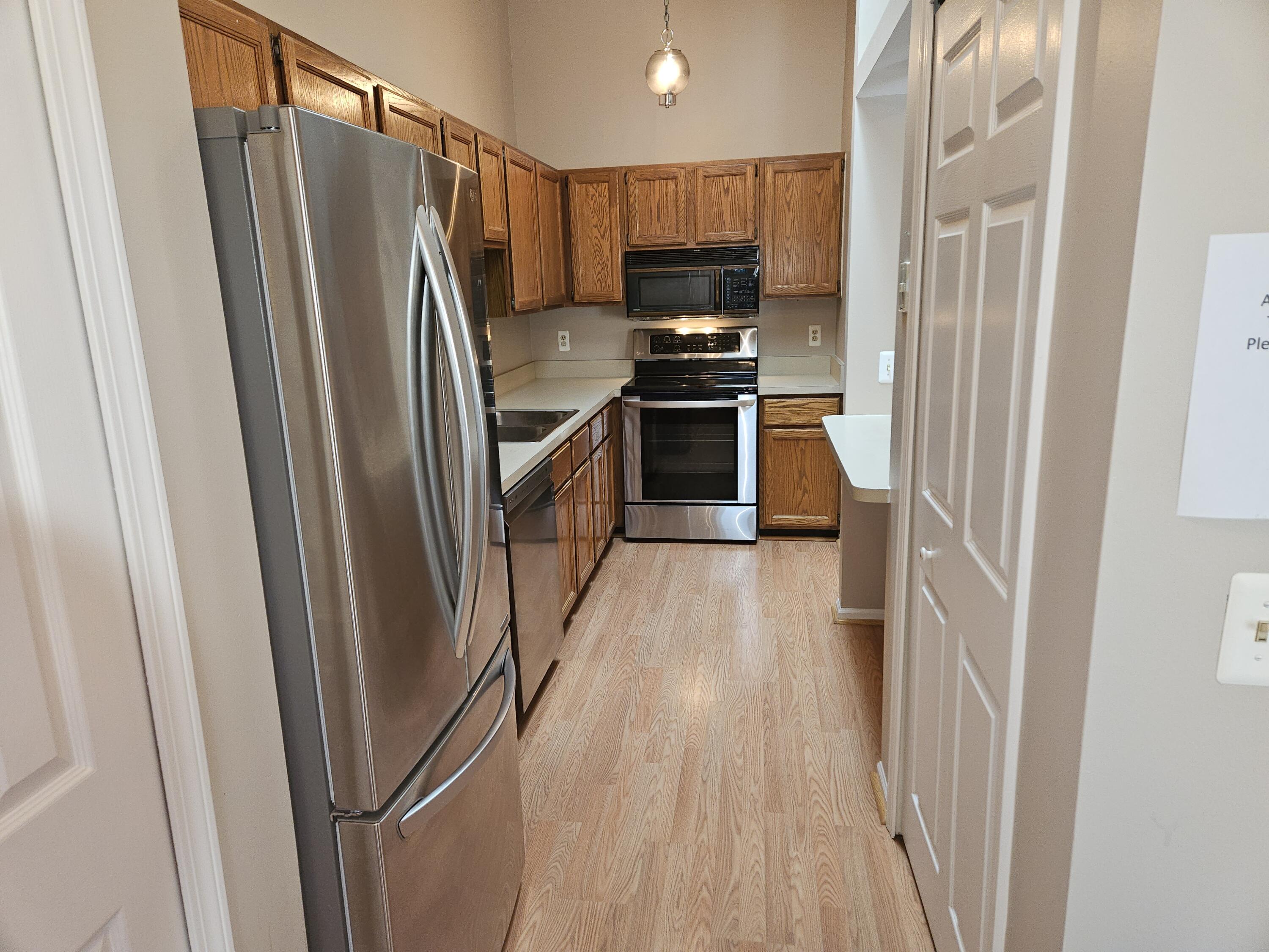 25664 Lexington 2