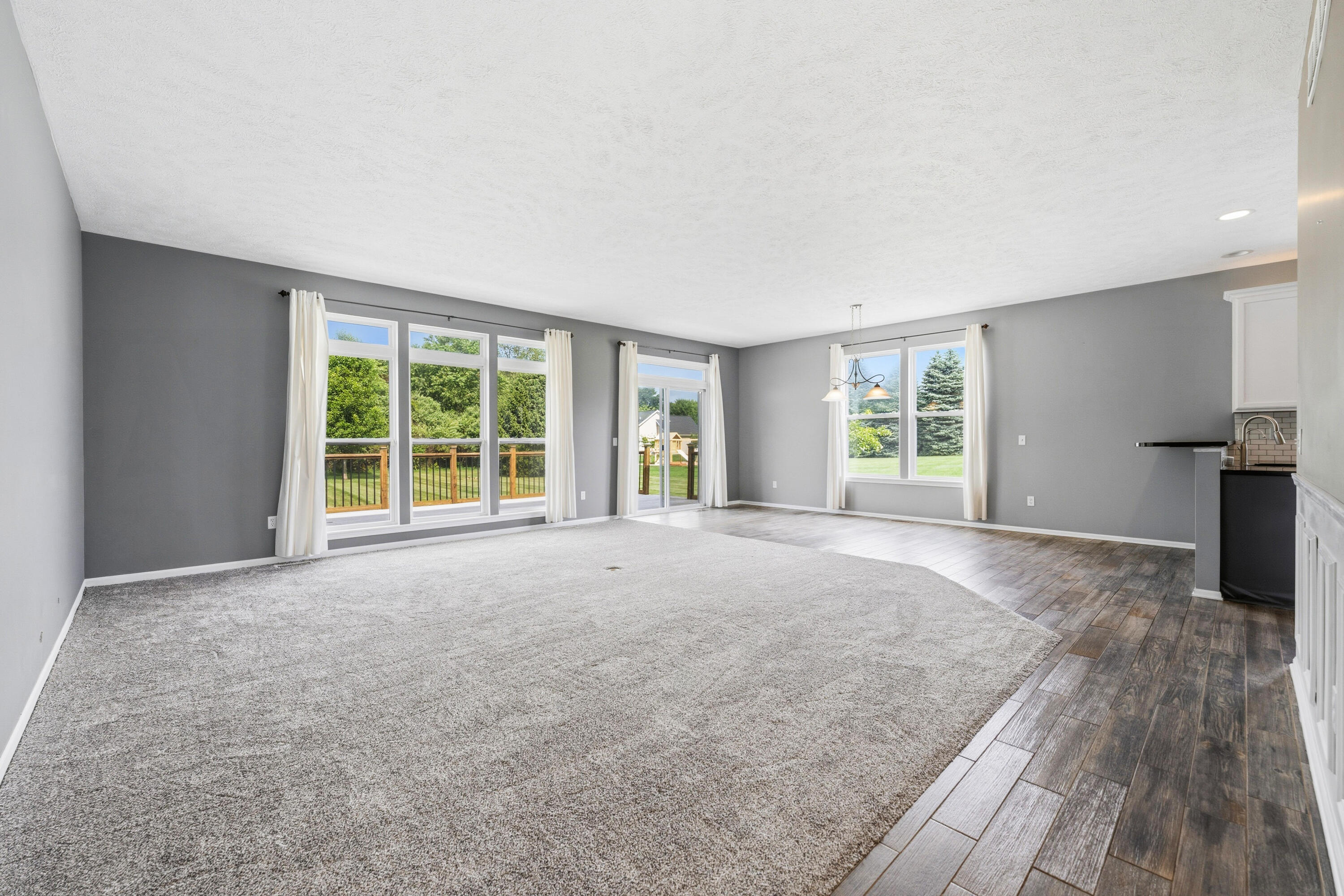 7597 Prairie Crossing Lane