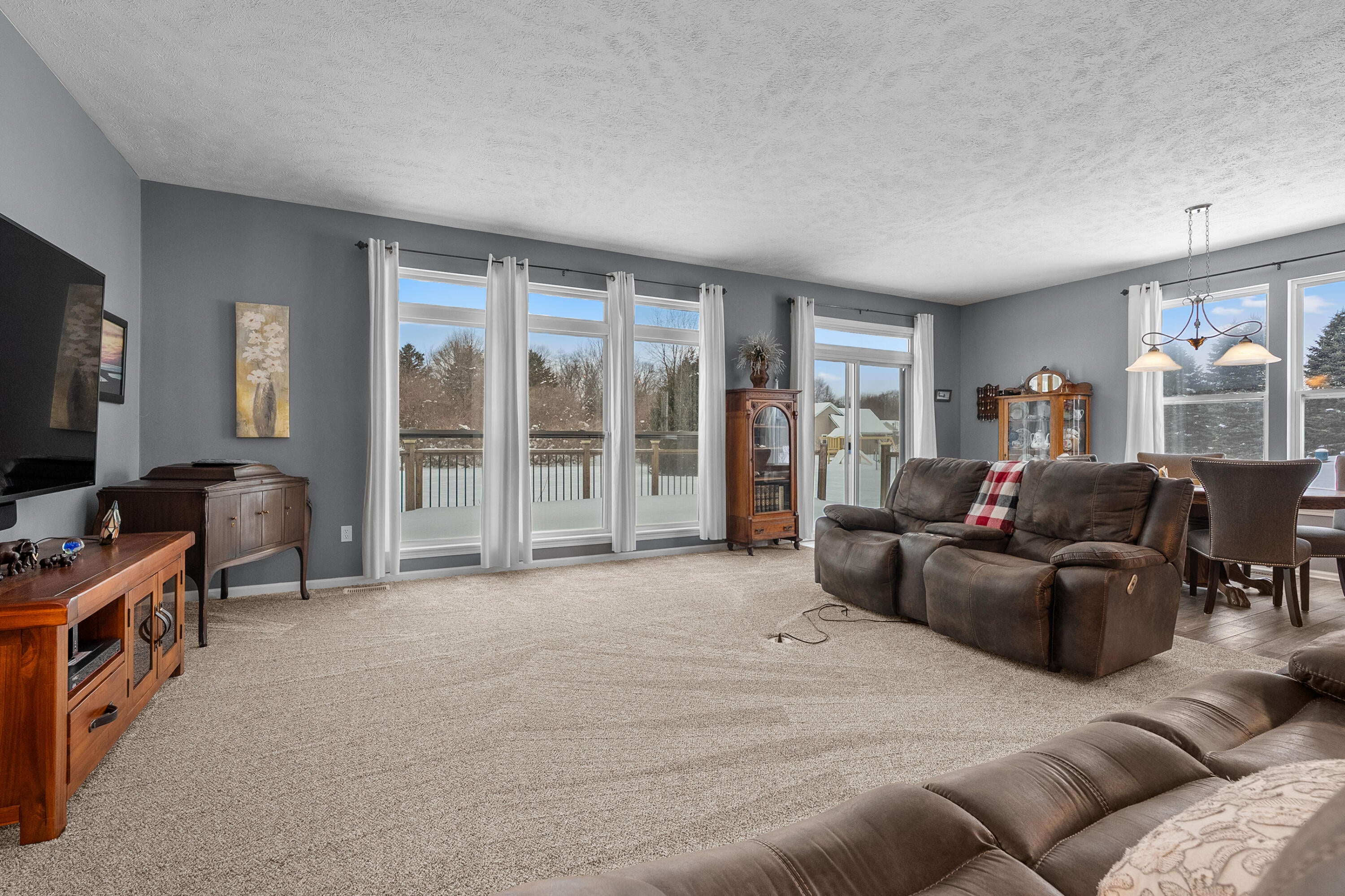 7597 Prairie Crossing Lane