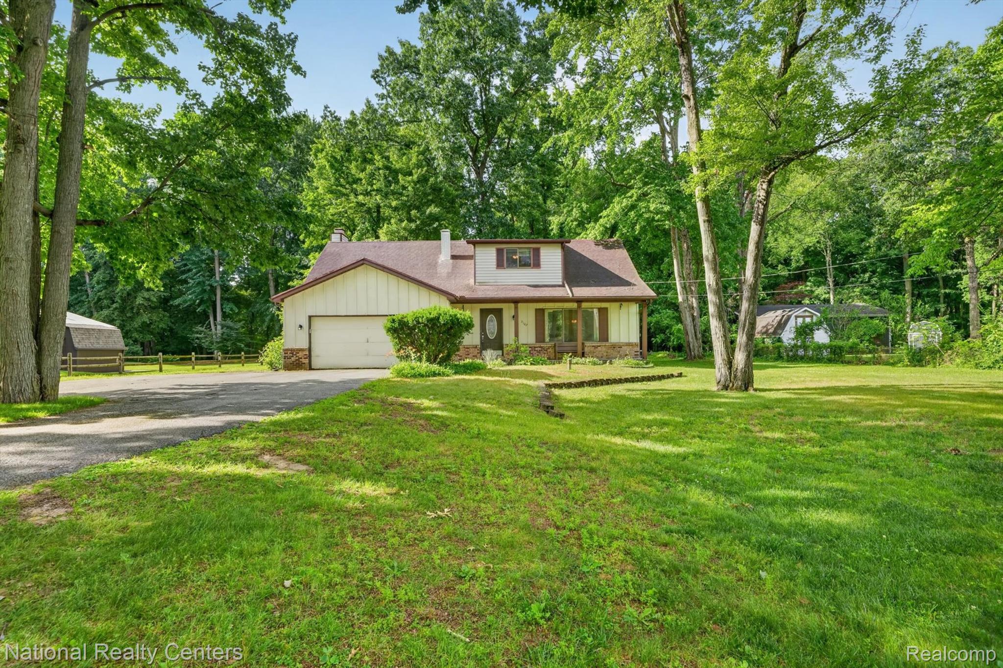 3107 Dean Road