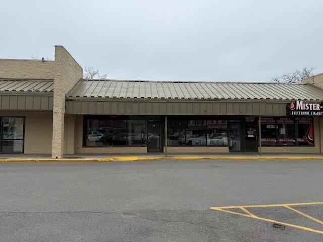 16-110 E Main Street 16 & 20