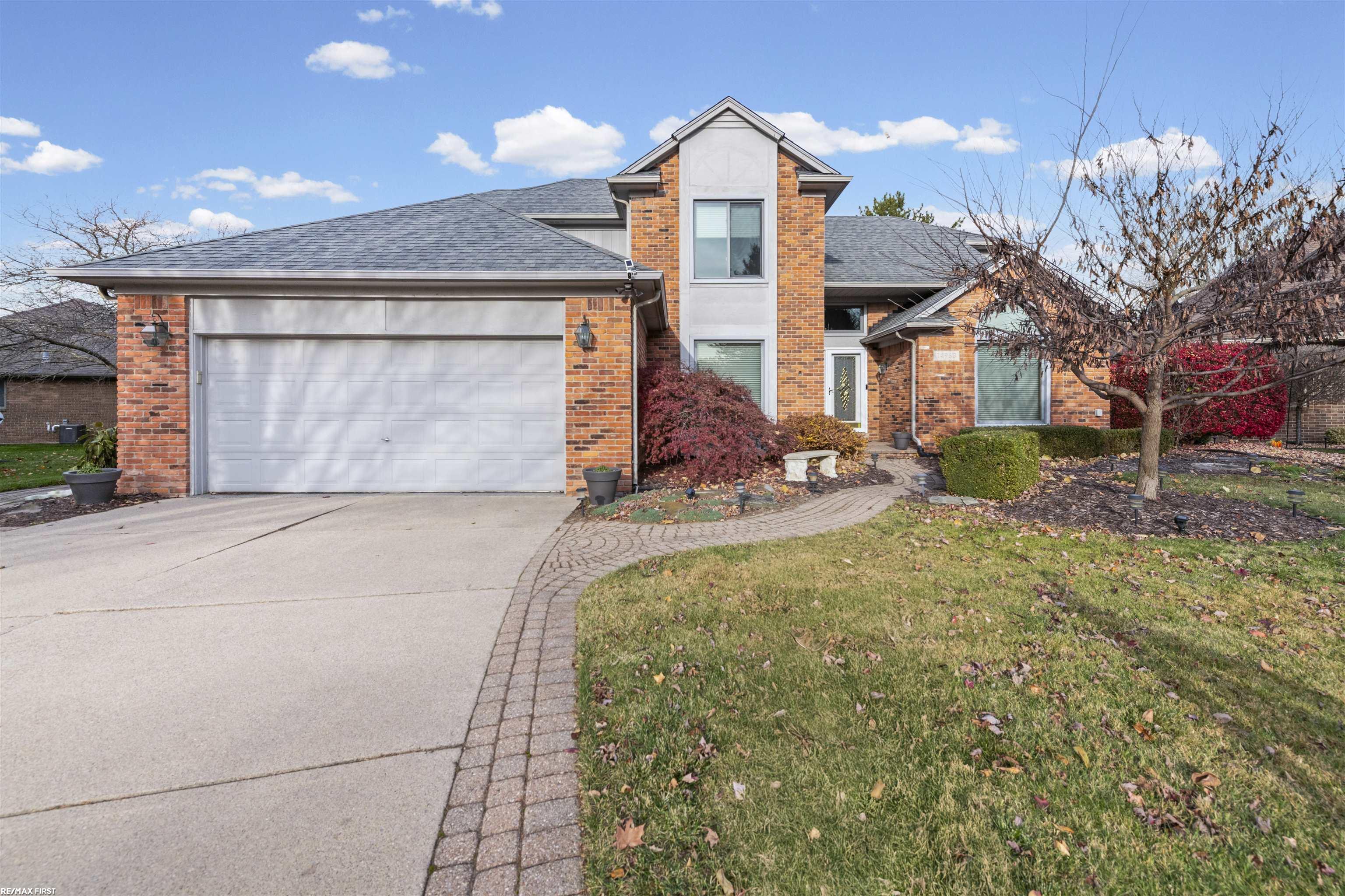 14963 Park View Court