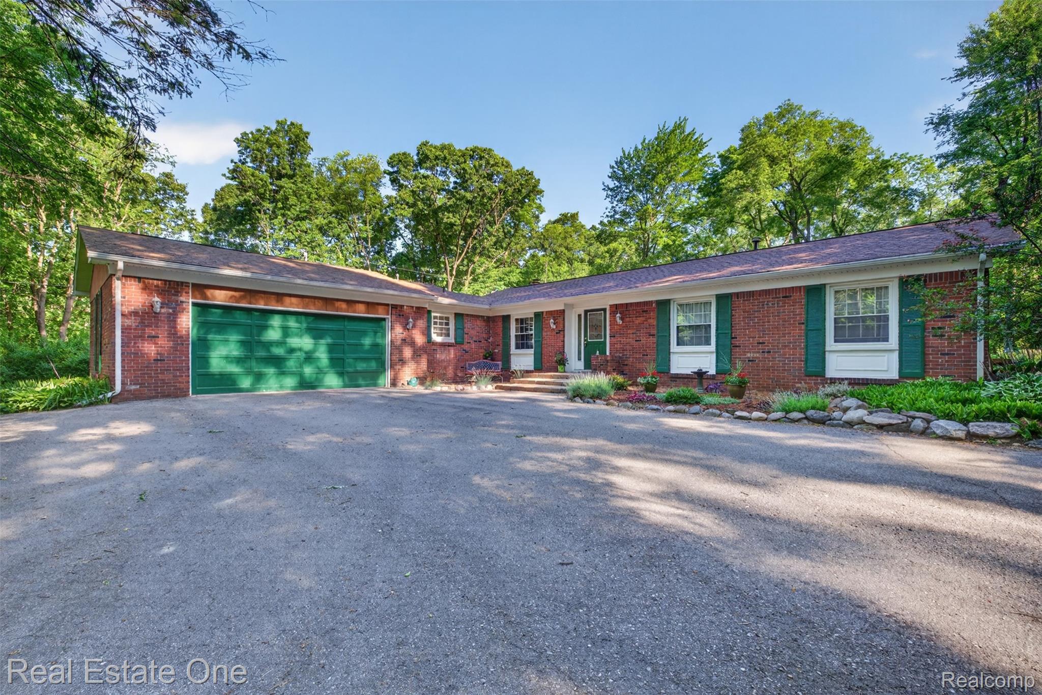 5466 Grange Hall Road