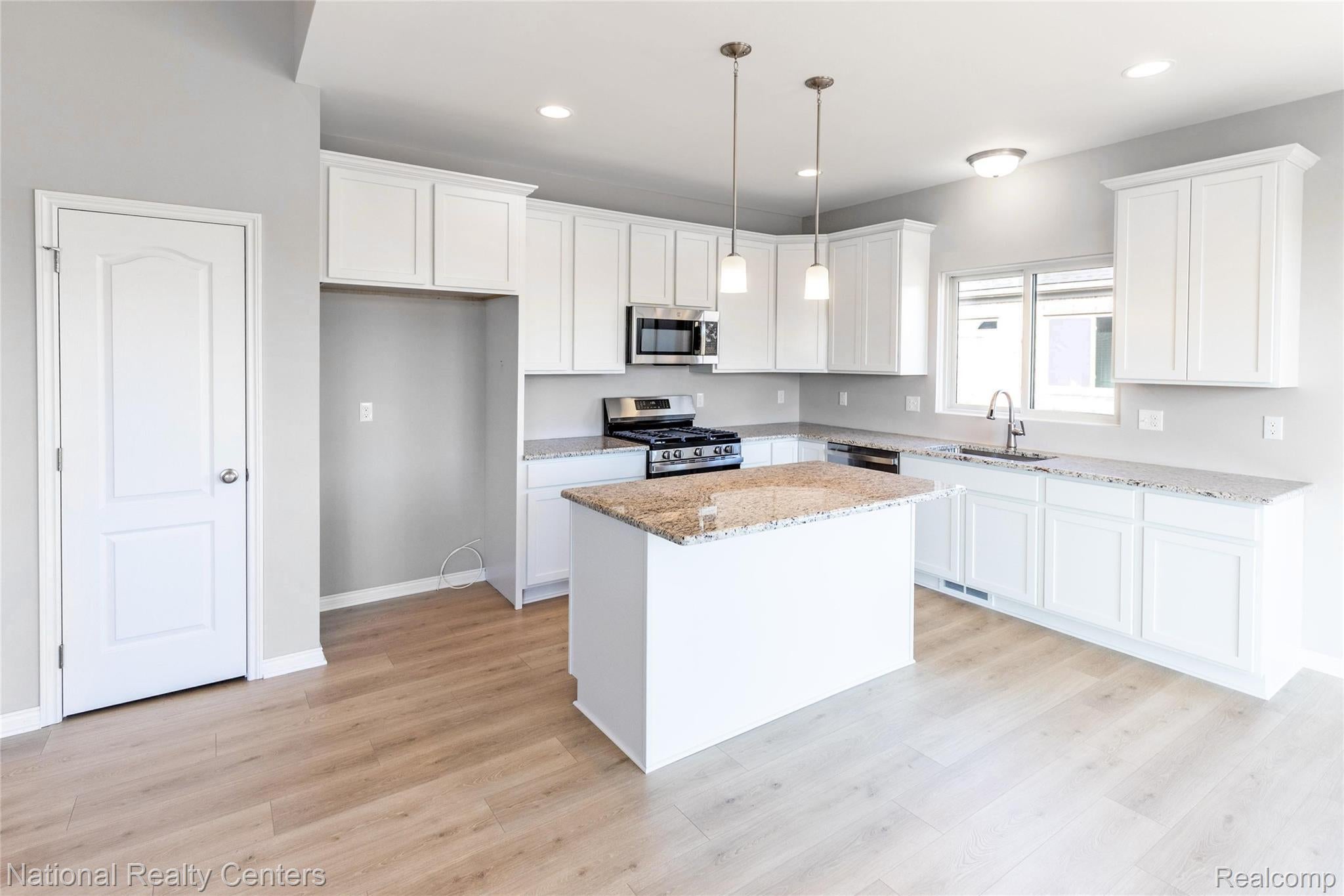 957 Guenevere Drive