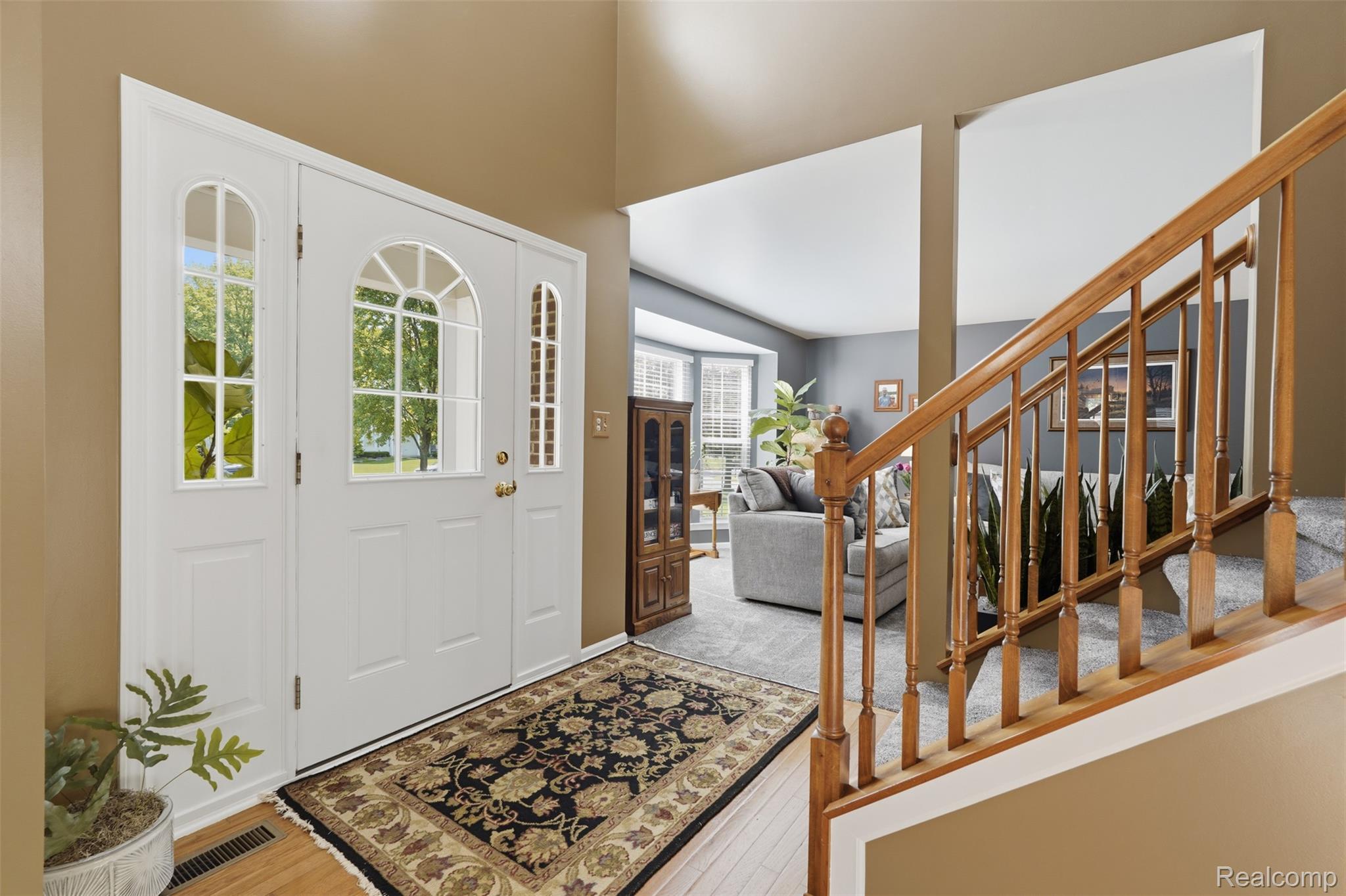 6263 Shadetree Court
