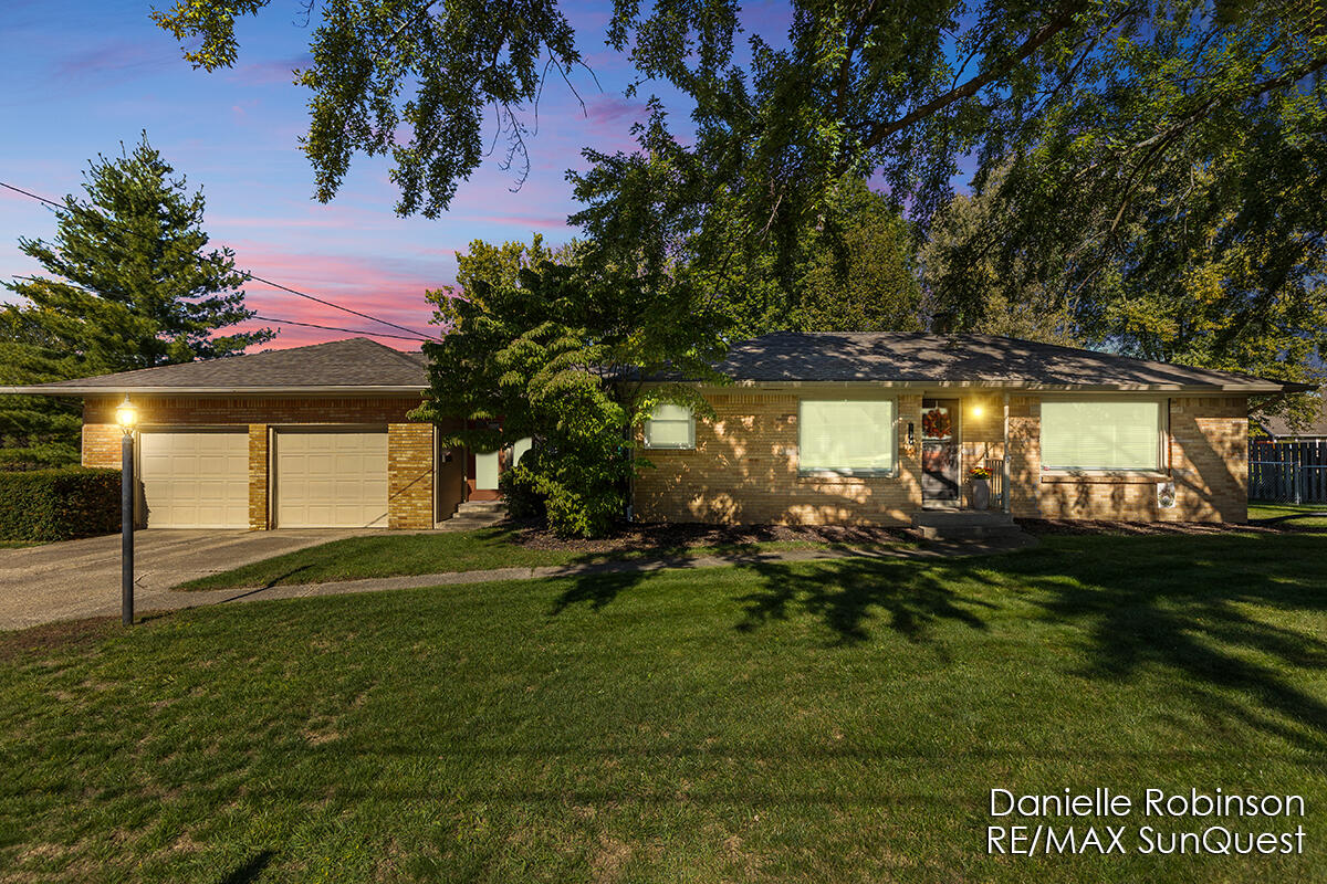 3679 Yellowstone Drive SW