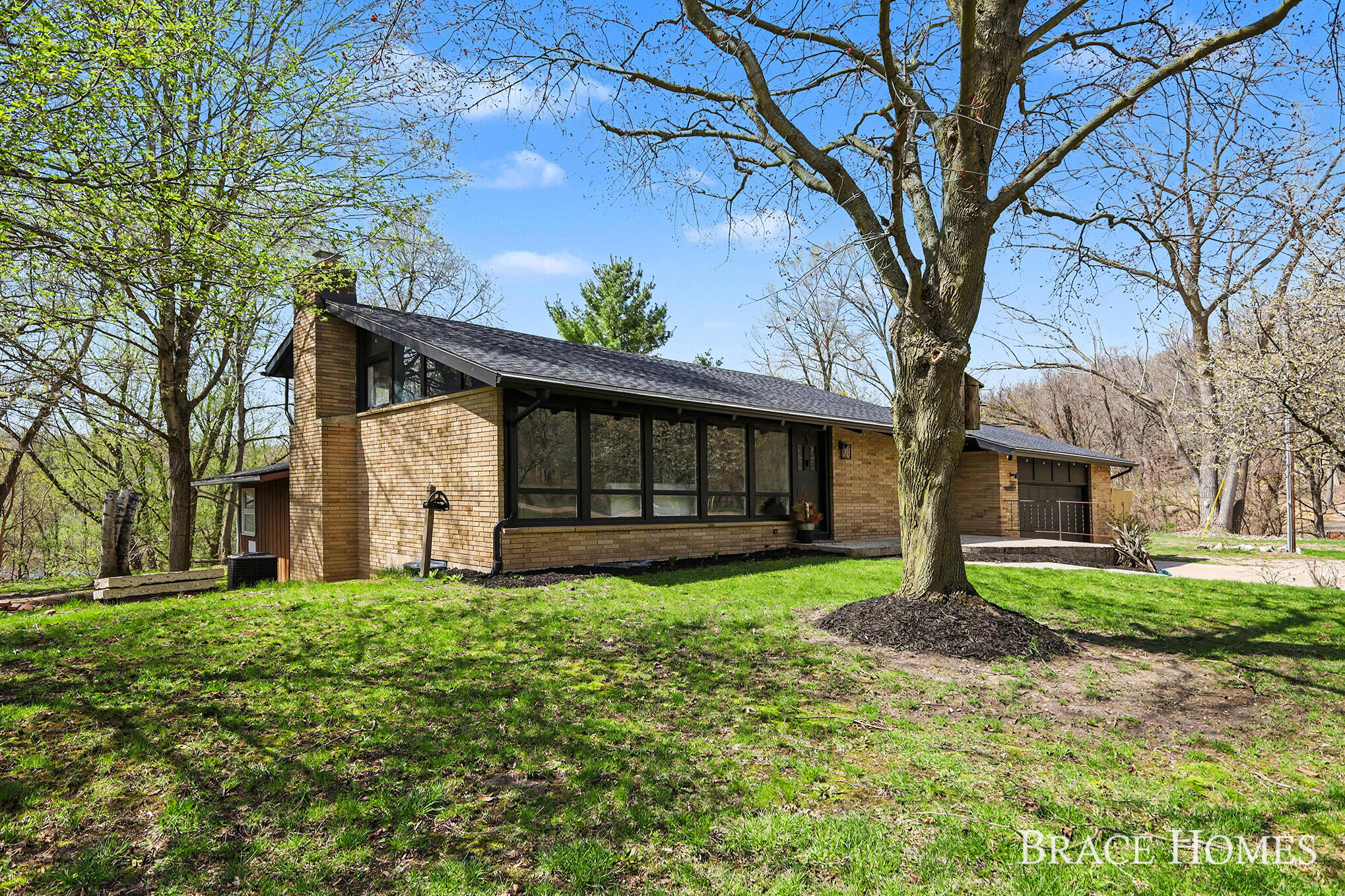 249 Thurman Street