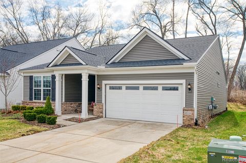 4639 Crestway Drive Brighton City MI 48116