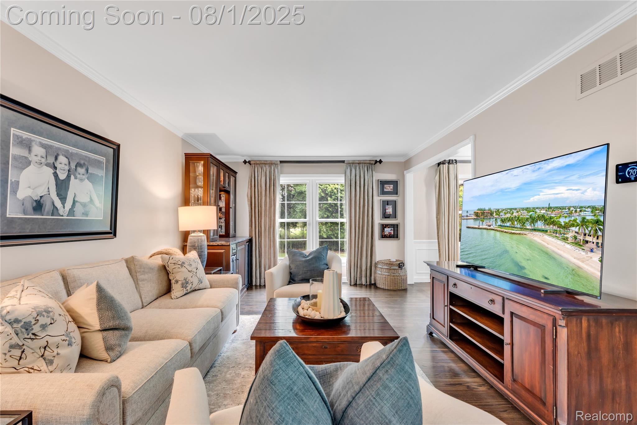 Bloomfield Hills City, Michigan 48301, United States, 4 Bedrooms Bedrooms, ,3 BathroomsBathrooms,Residential,Pending,181949