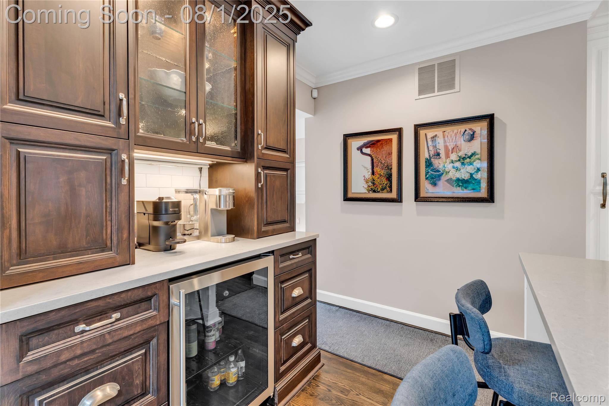 Bloomfield Hills City, Michigan 48301, United States, 4 Bedrooms Bedrooms, ,3 BathroomsBathrooms,Residential,Pending,181949