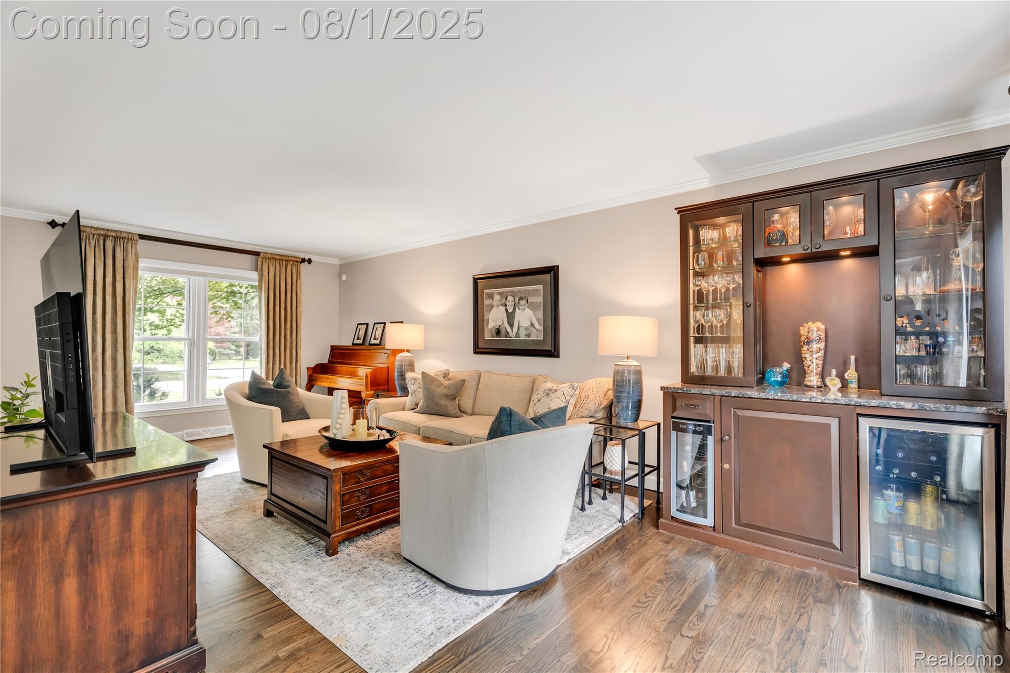 Bloomfield Hills City, Michigan 48301, United States, 4 Bedrooms Bedrooms, ,3 BathroomsBathrooms,Residential,Pending,181949