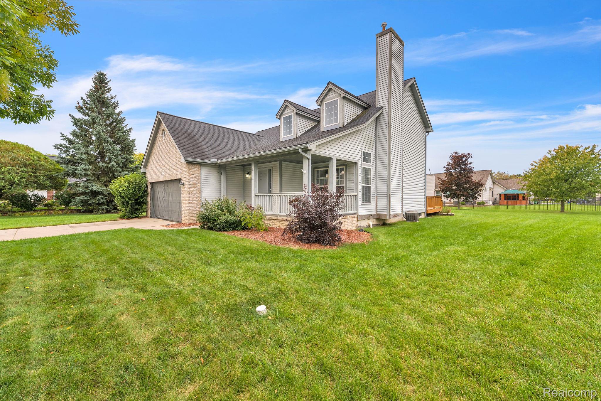 4168 Maplewood Meadows Avenue