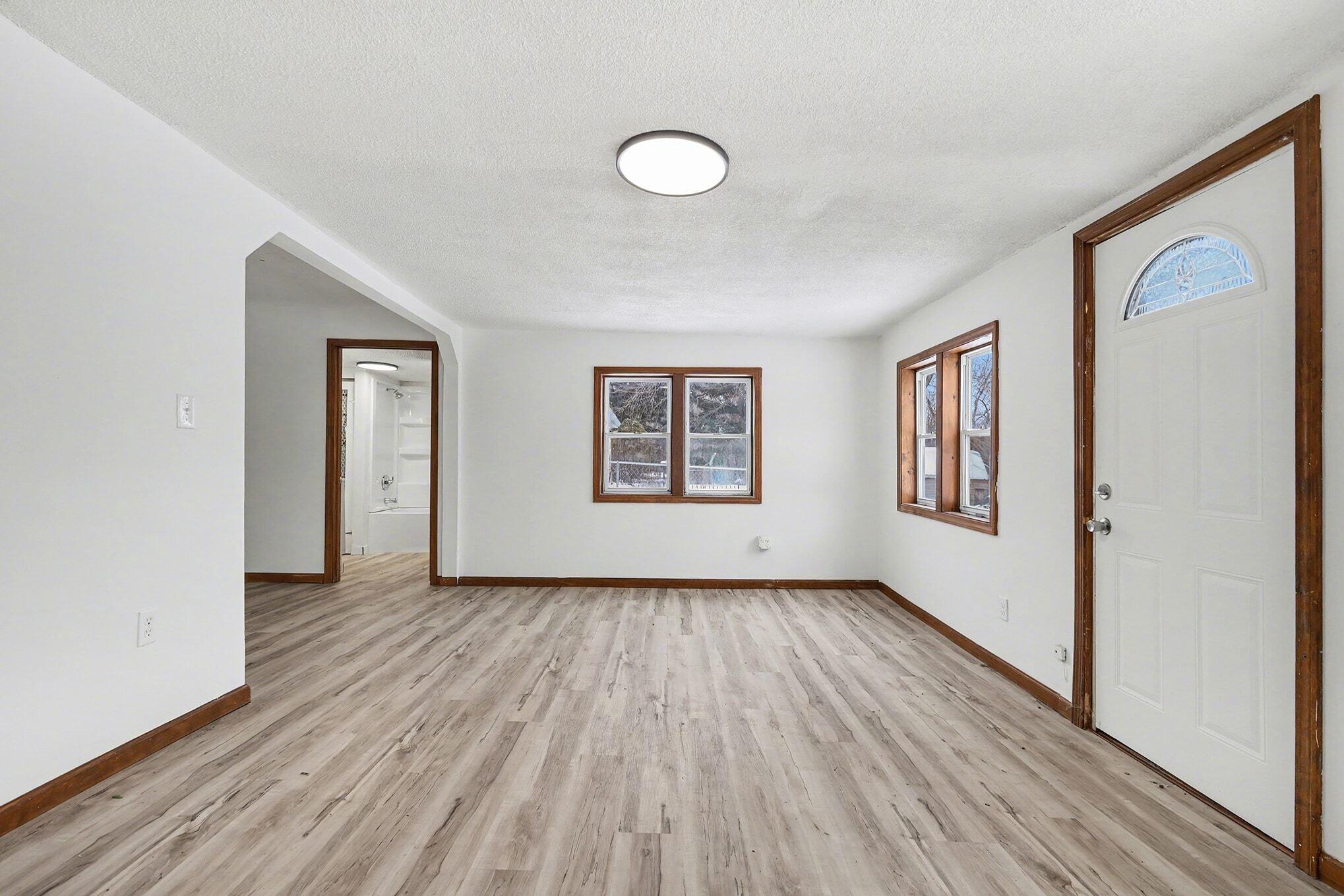 7755 N Woodland Road