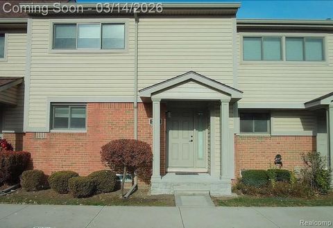 3733 Old Creek Road Troy City MI 48084