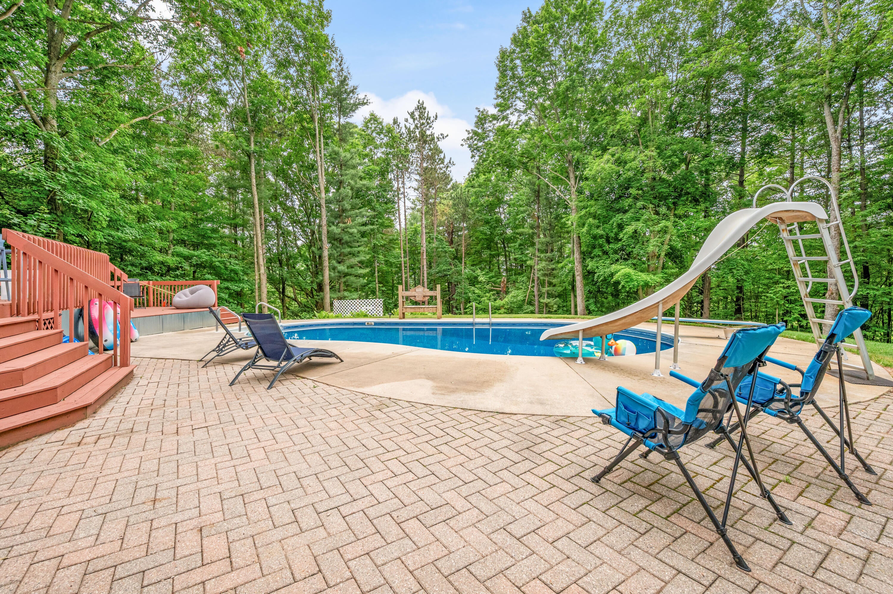13421 Woodland Court