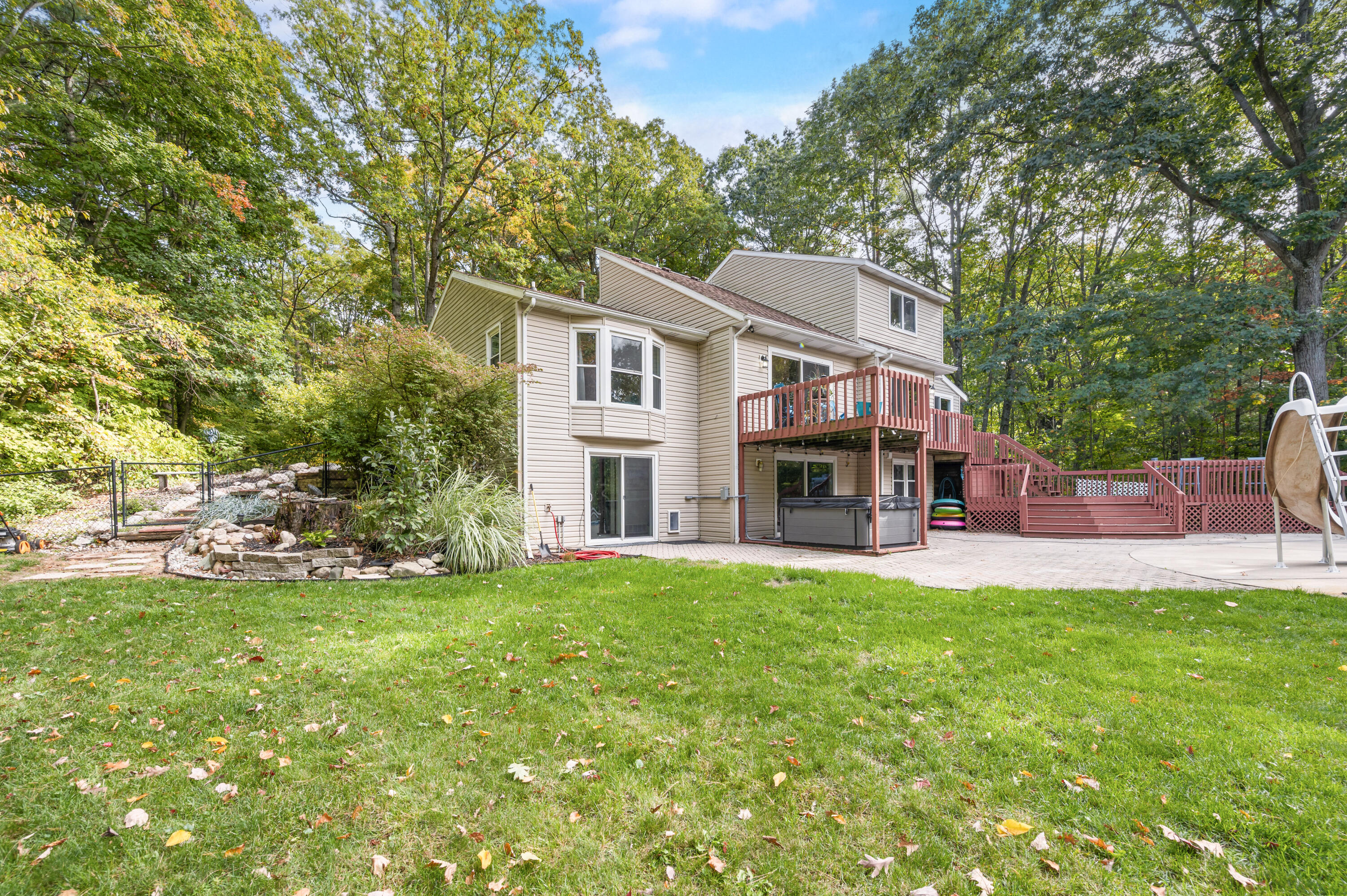 13421 Woodland Court