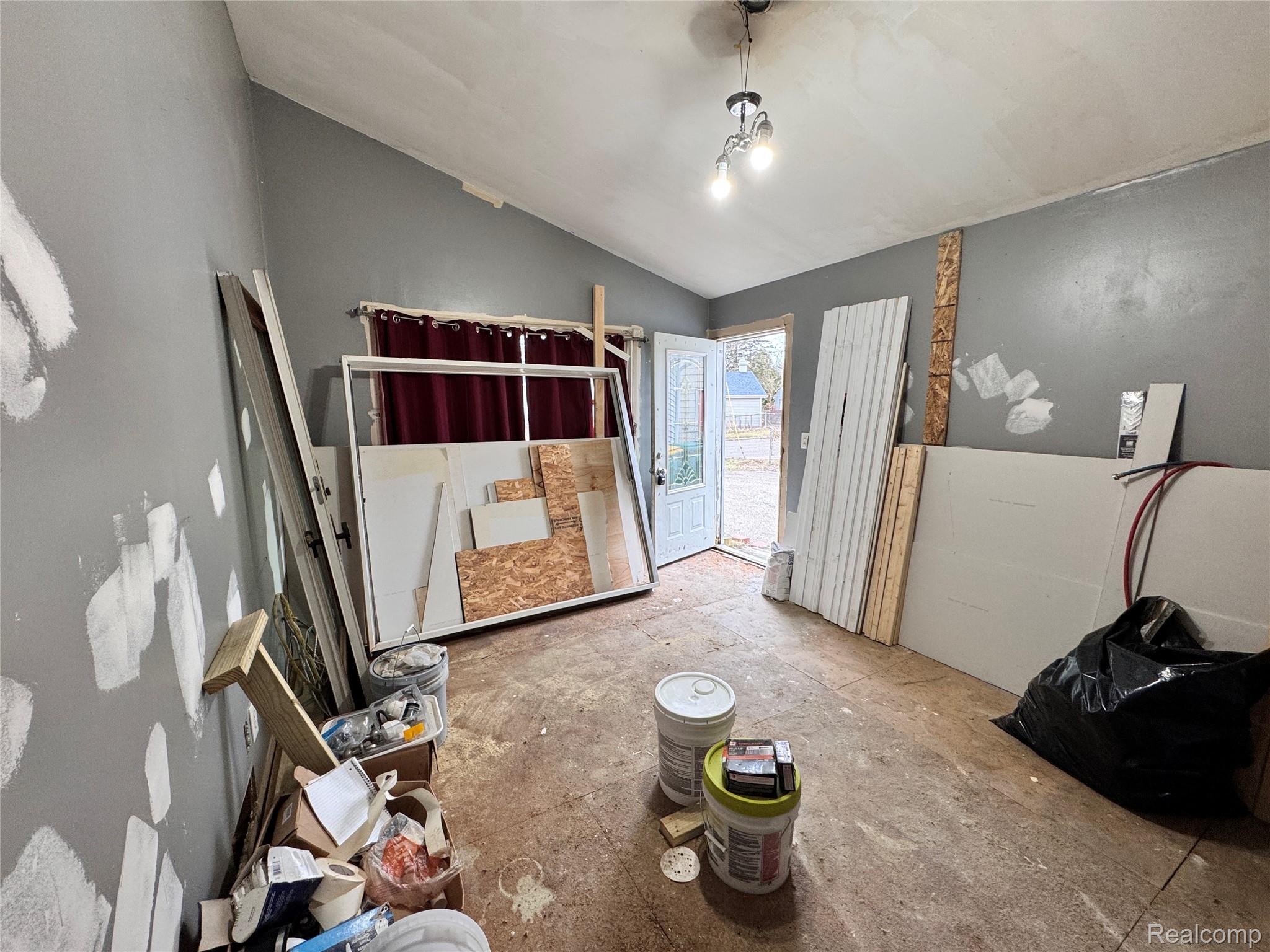 12210 W Washington Avenue