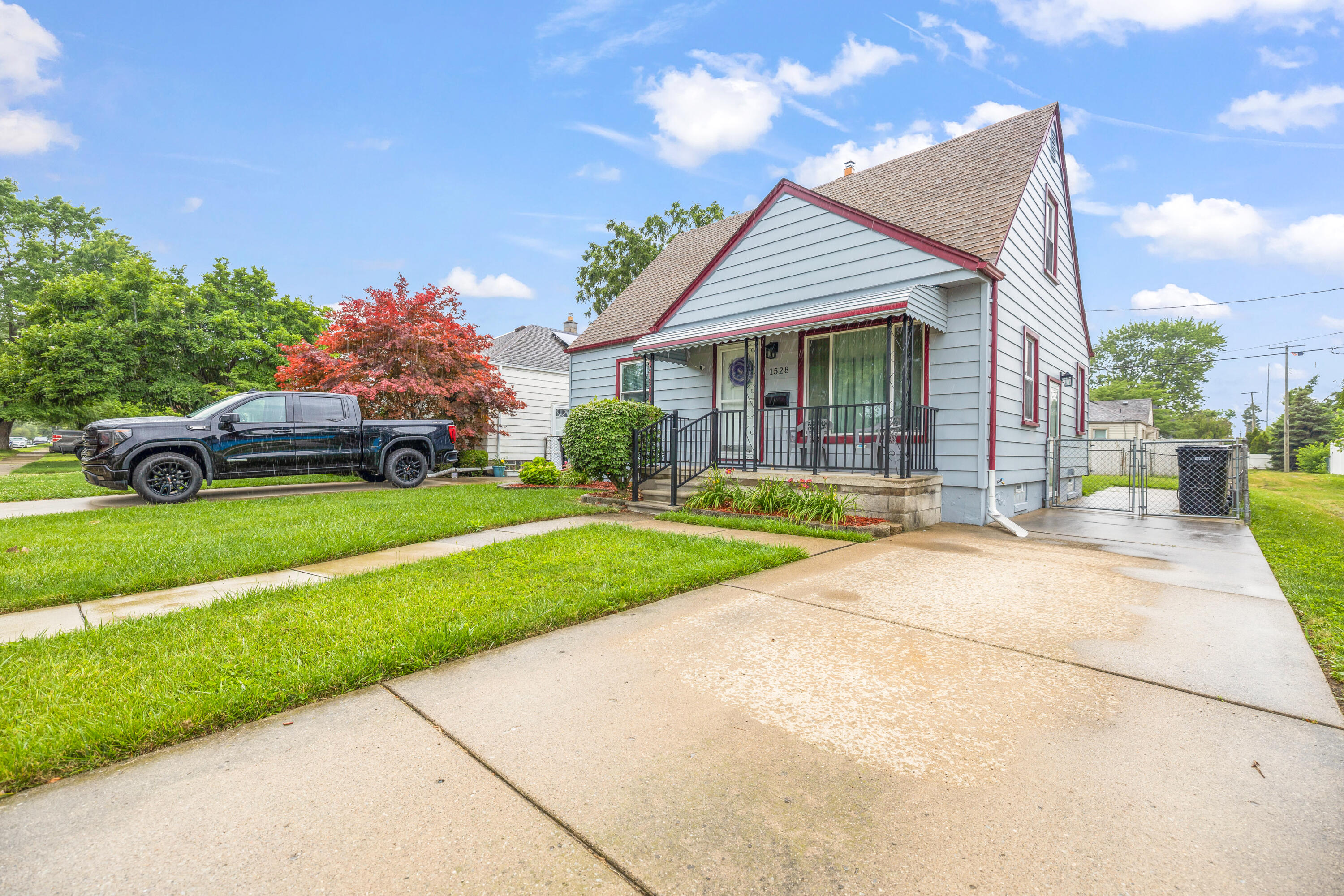 1528 7th Street