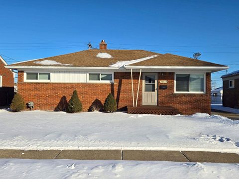 25534 COLLINGWOOD Street Roseville City MI 48066