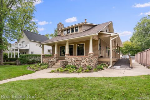 Photo of 817 N Main (Unit B) Street, Rochester City, MI 48307 (MLS # 20261034514)