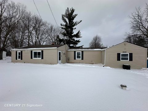 8040 Beecher Road Clayton Charter Township MI 48433