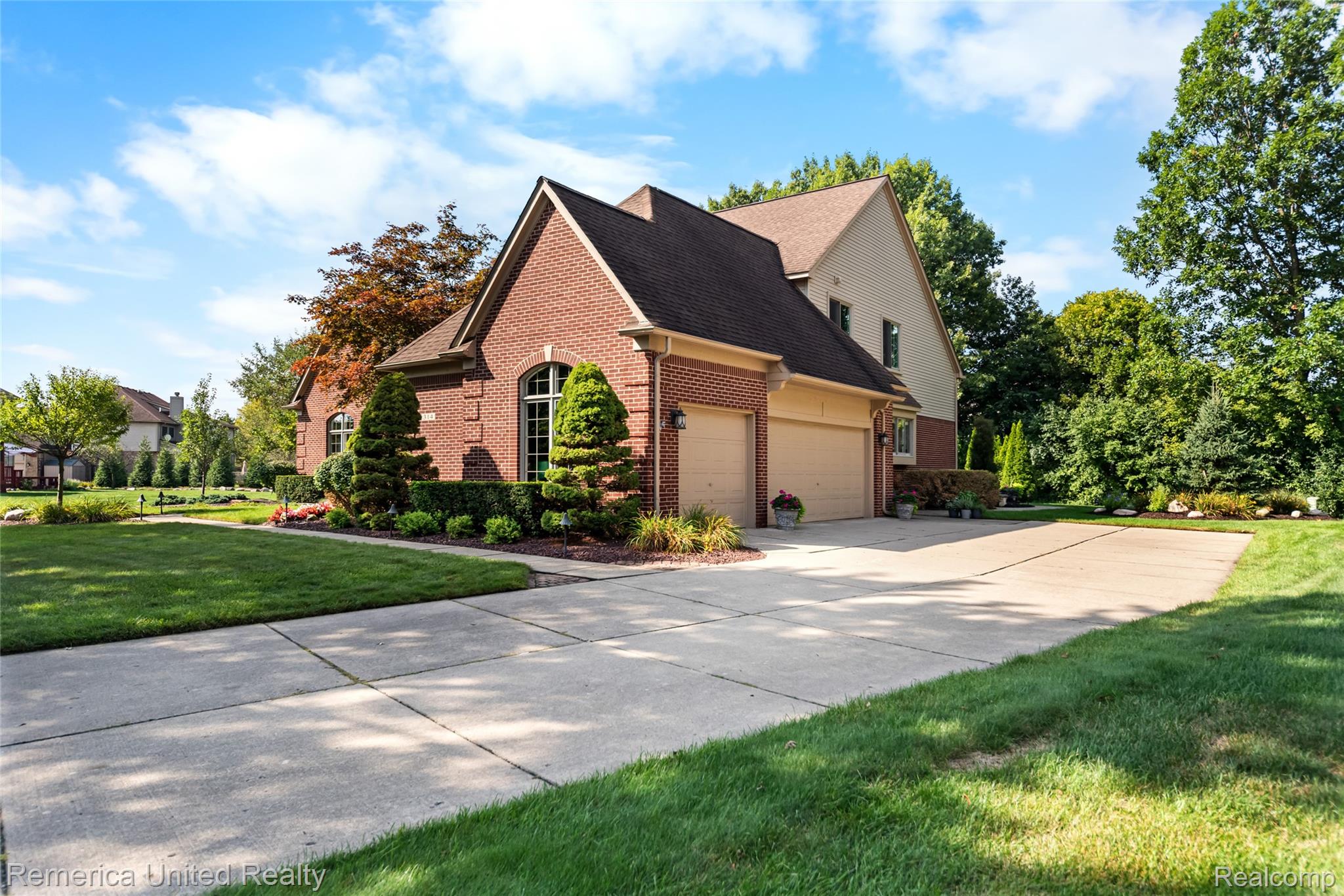 314 Armitage Drive
