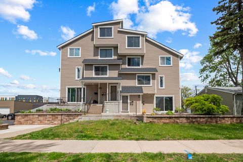 575 E TROY Street Ferndale City MI 48220