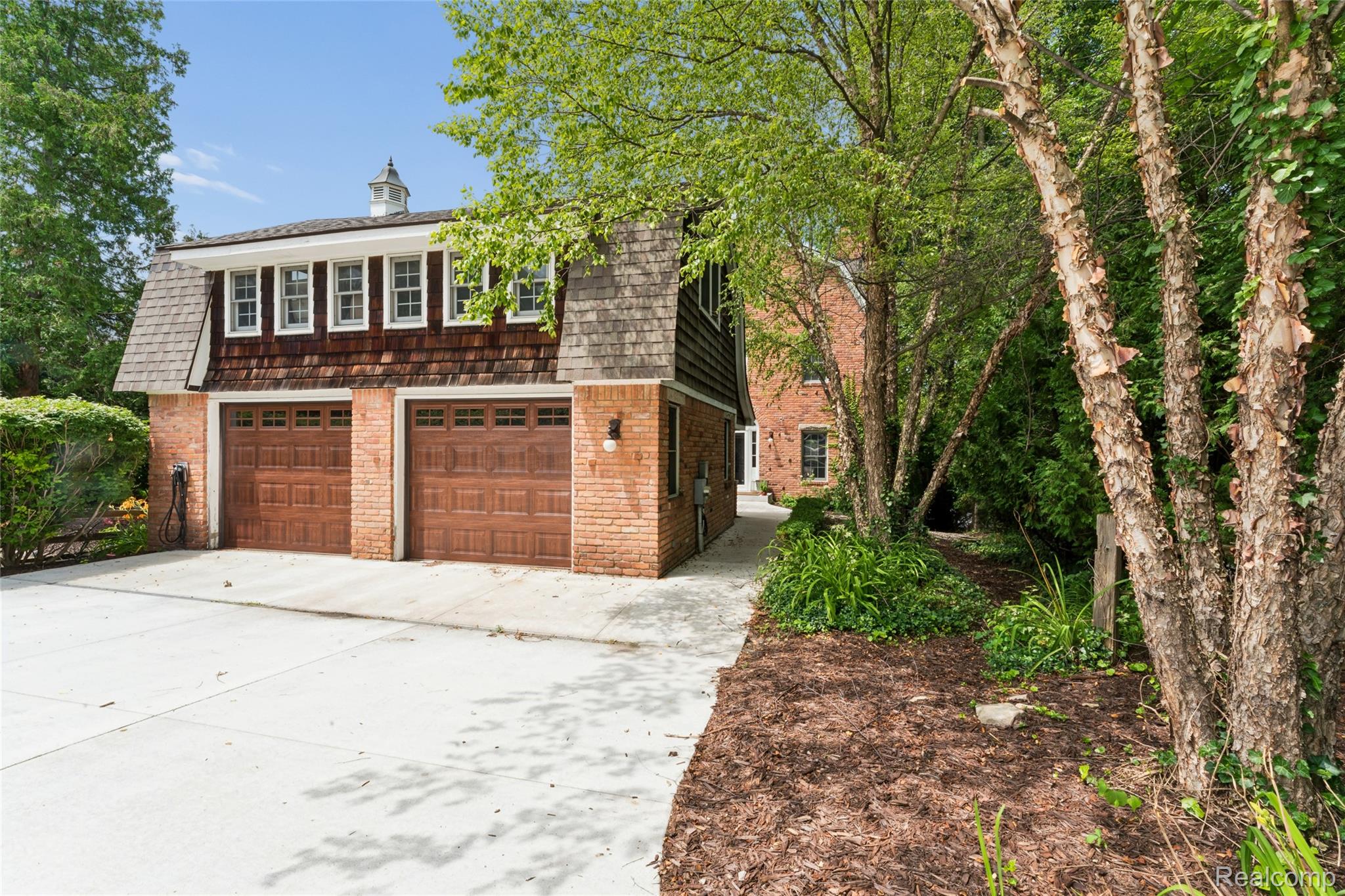 6420 Commerce Road