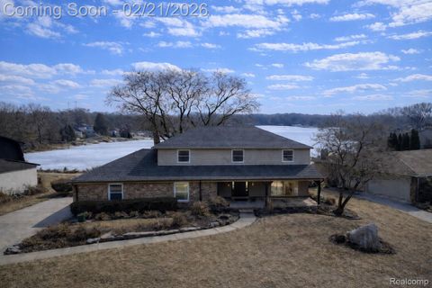 54832 Blue Cloud Drive Shelby Charter Township MI 48315