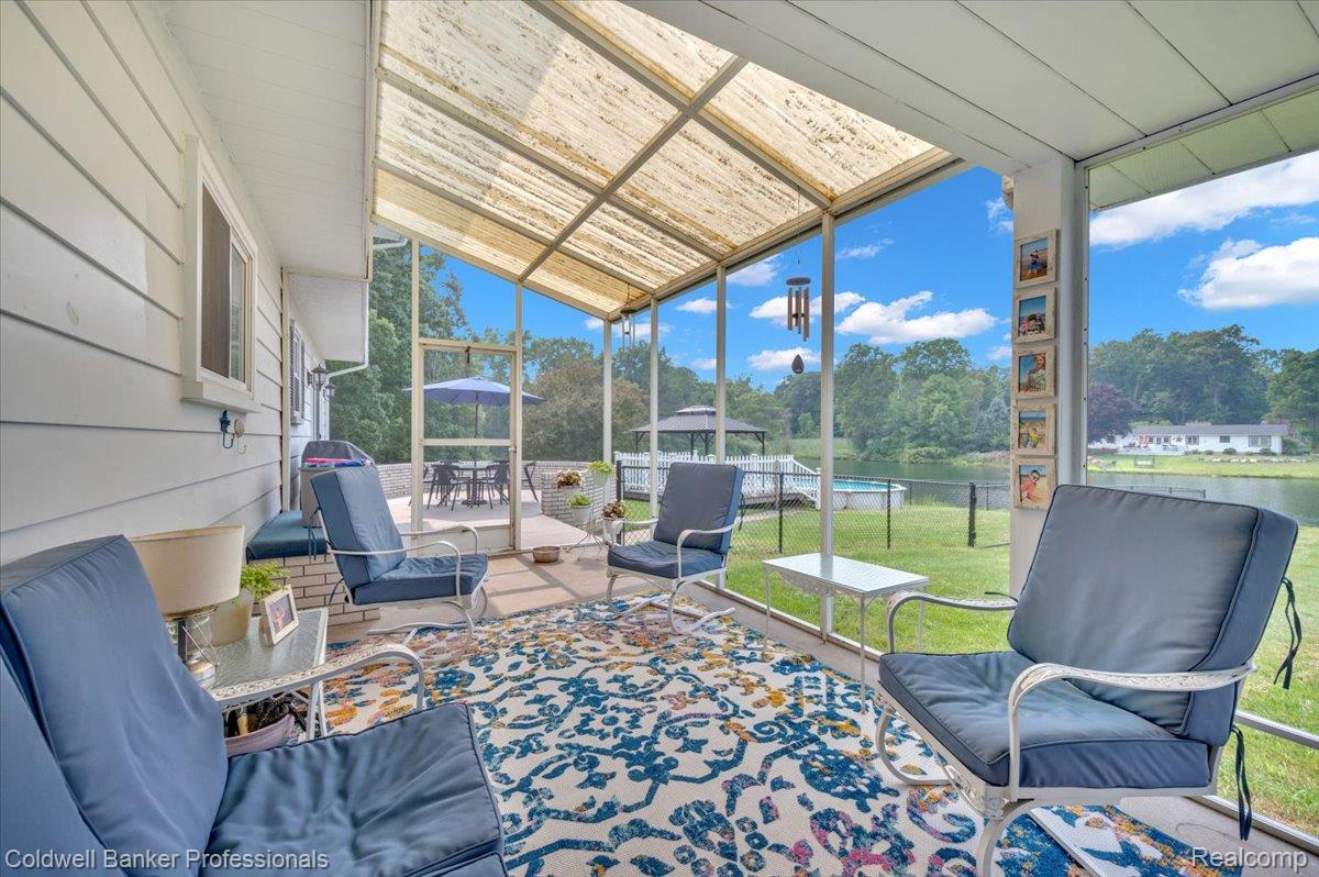 1545 Rulane Drive