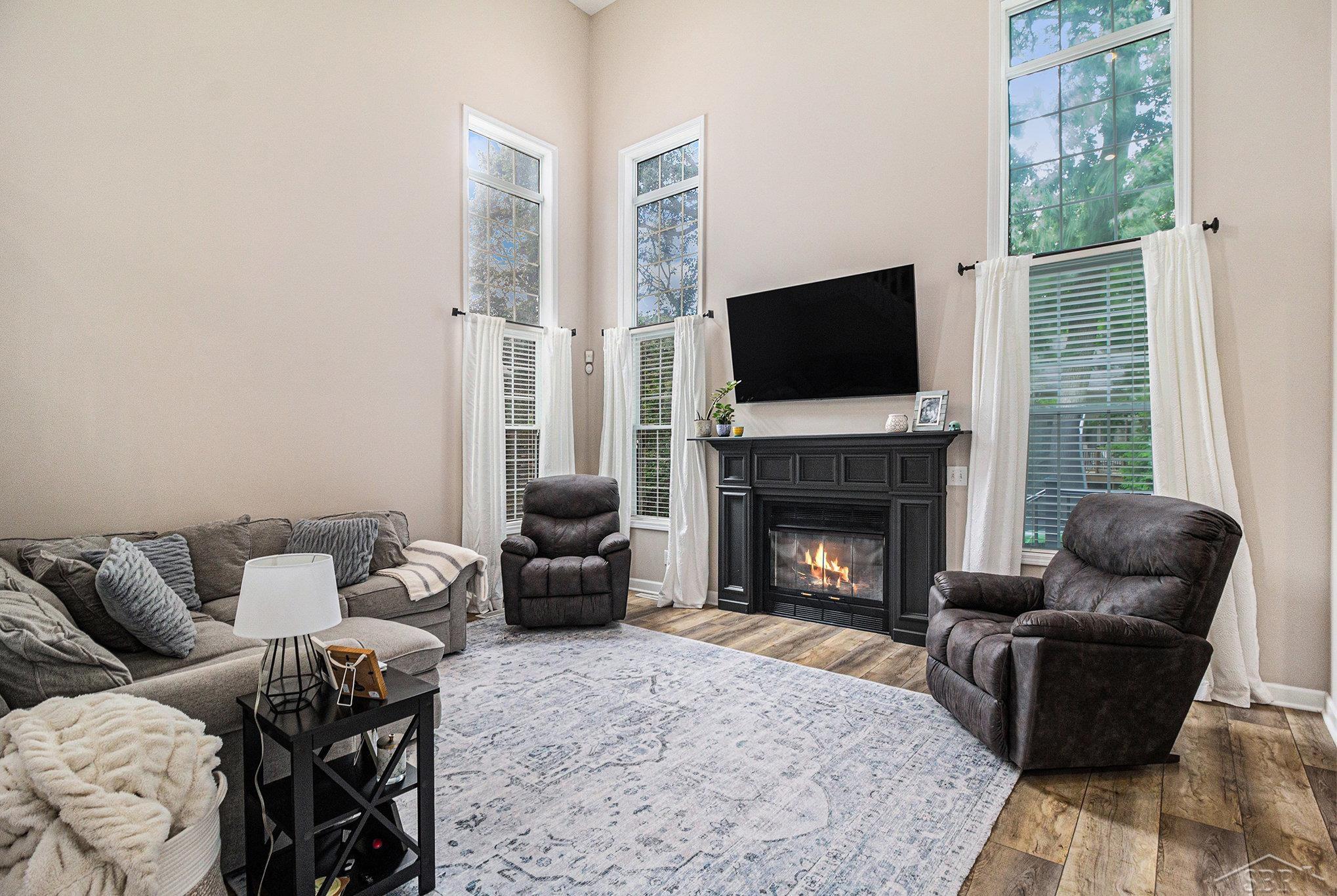 10386 Edgewood Drive
