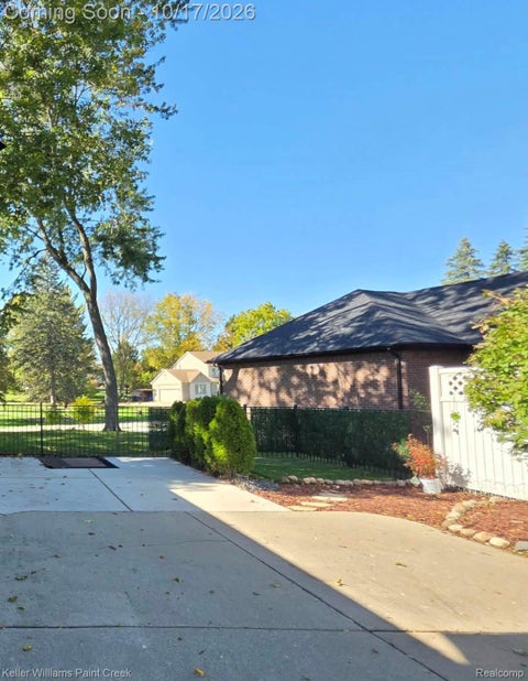 Tiny photo for 2451 Judy Lane, Shelby Charter Township, MI 48316 (MLS # 20261083268)