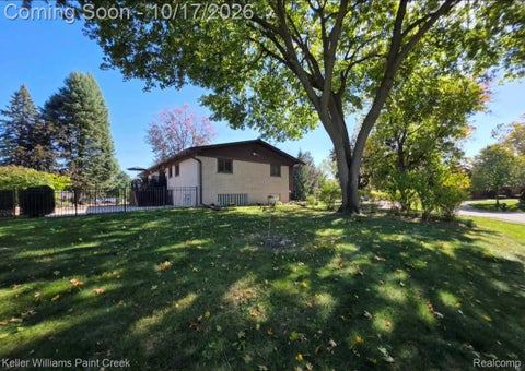 Tiny photo for 2451 Judy Lane, Shelby Charter Township, MI 48316 (MLS # 20261083268)